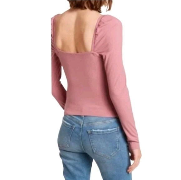 Abound Nostalgia Puff Long Sleeves and Crossover Neckline Top Pink Size S - Picture 4 of 11